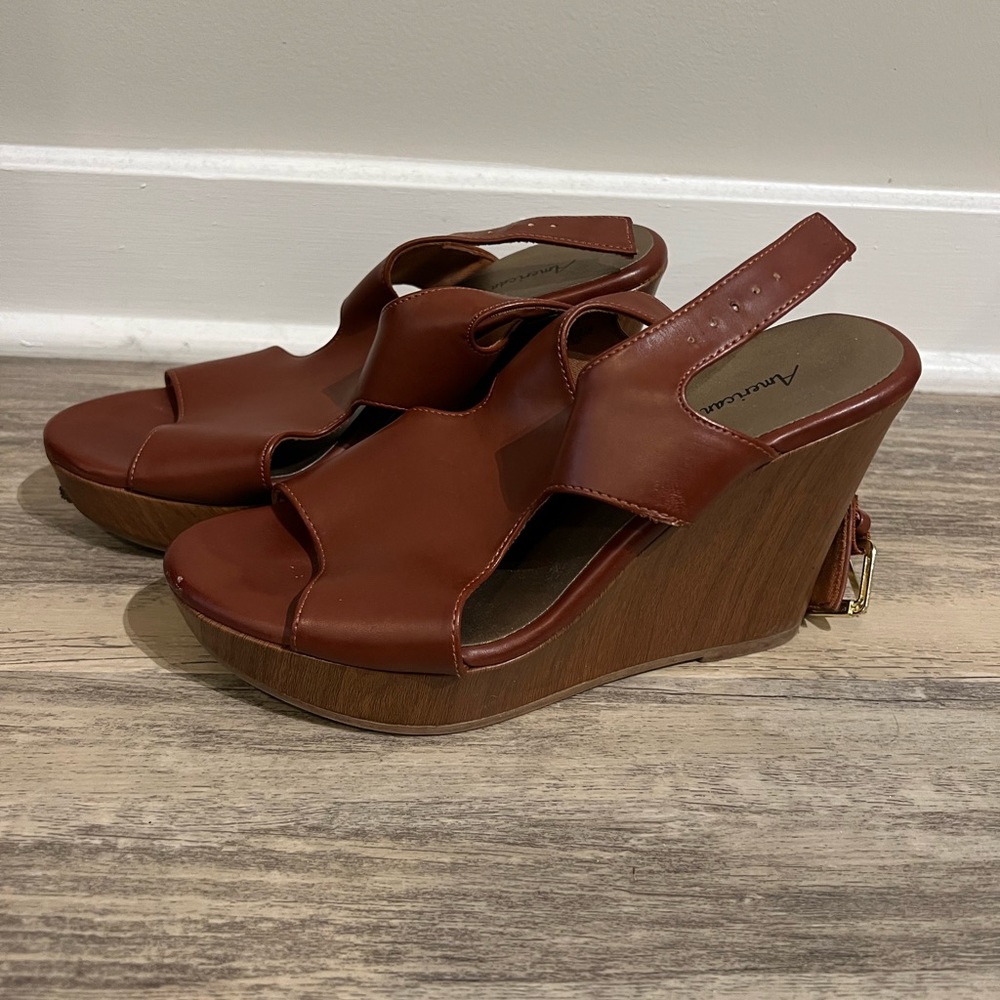 American Eagle Open Toe Wedge Heel